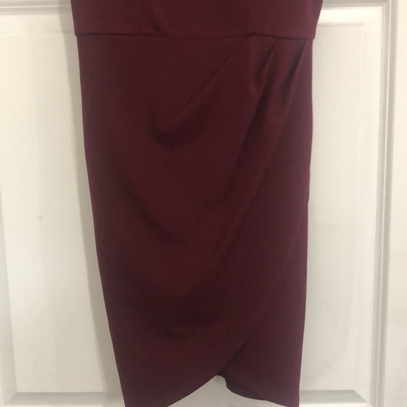 Lulu’s dress - Picture 4 of 7